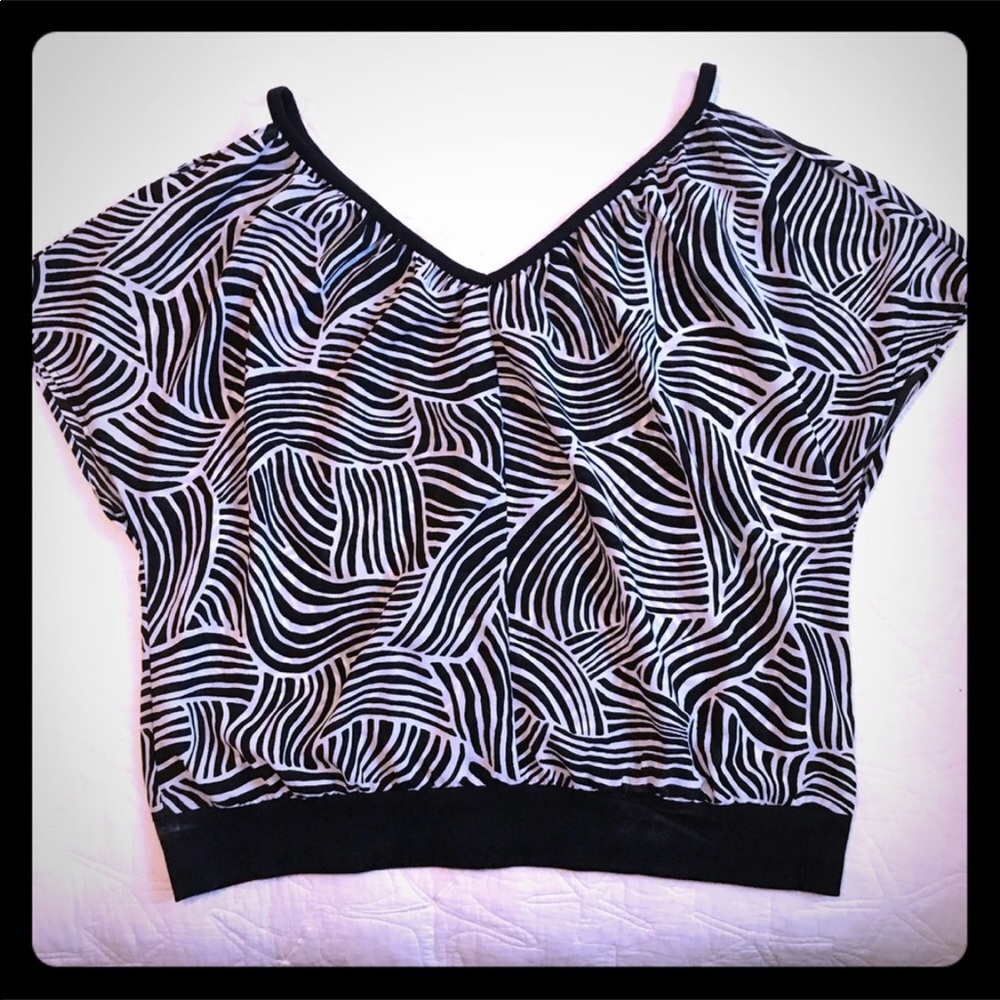 Old Navy , Cold Shoulder , XL